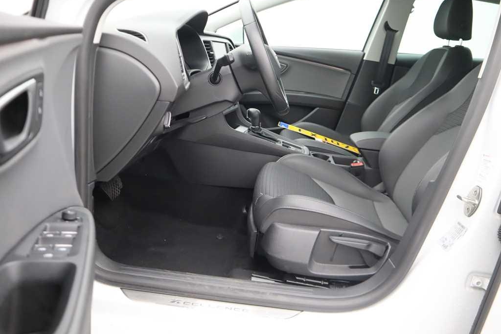 SEAT Leon 2017 фото 1