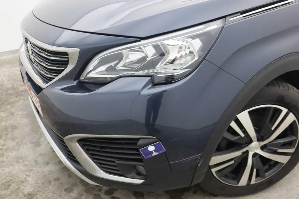 Peugeot 5008 2018 photo 60