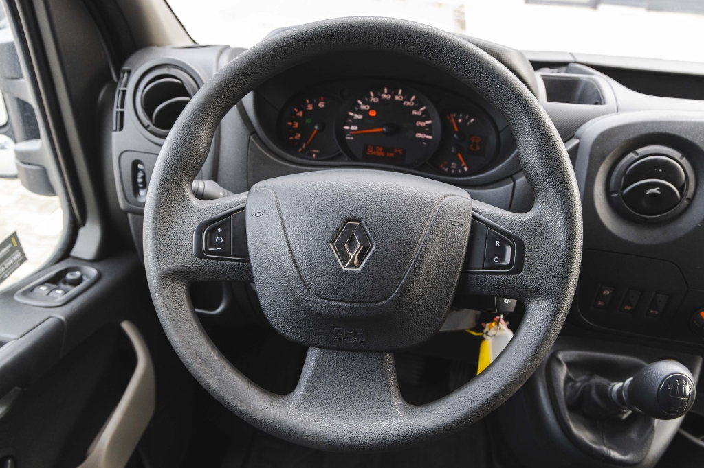 Renault Master 2018 photo 25
