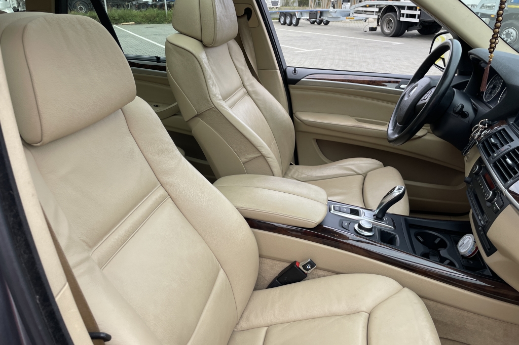 BMW X5 2008 photo 39