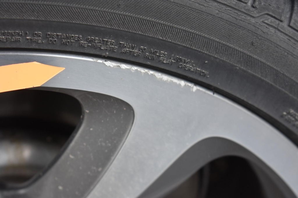 BMW 6 Series 2010 фото 7