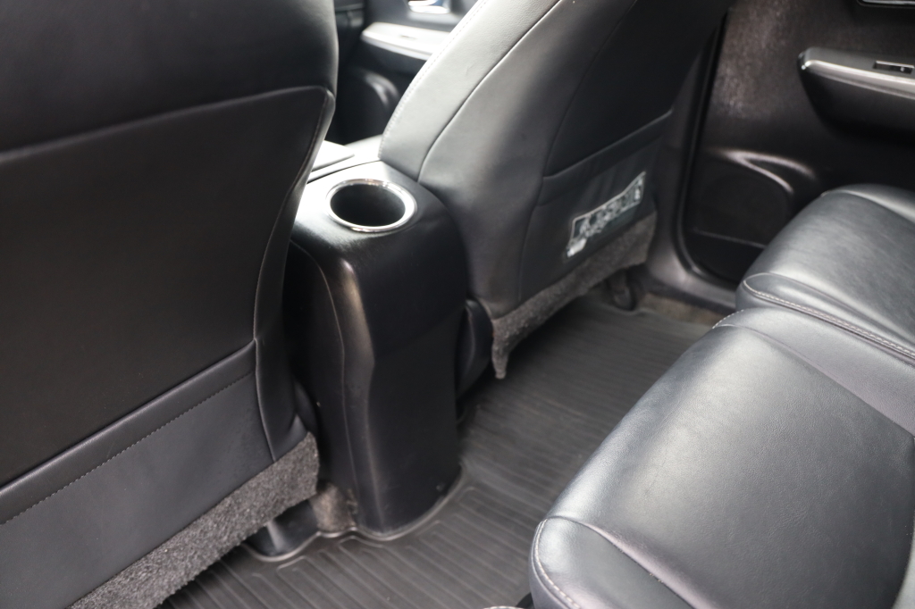 Toyota Prius Prime 2016 фото 26