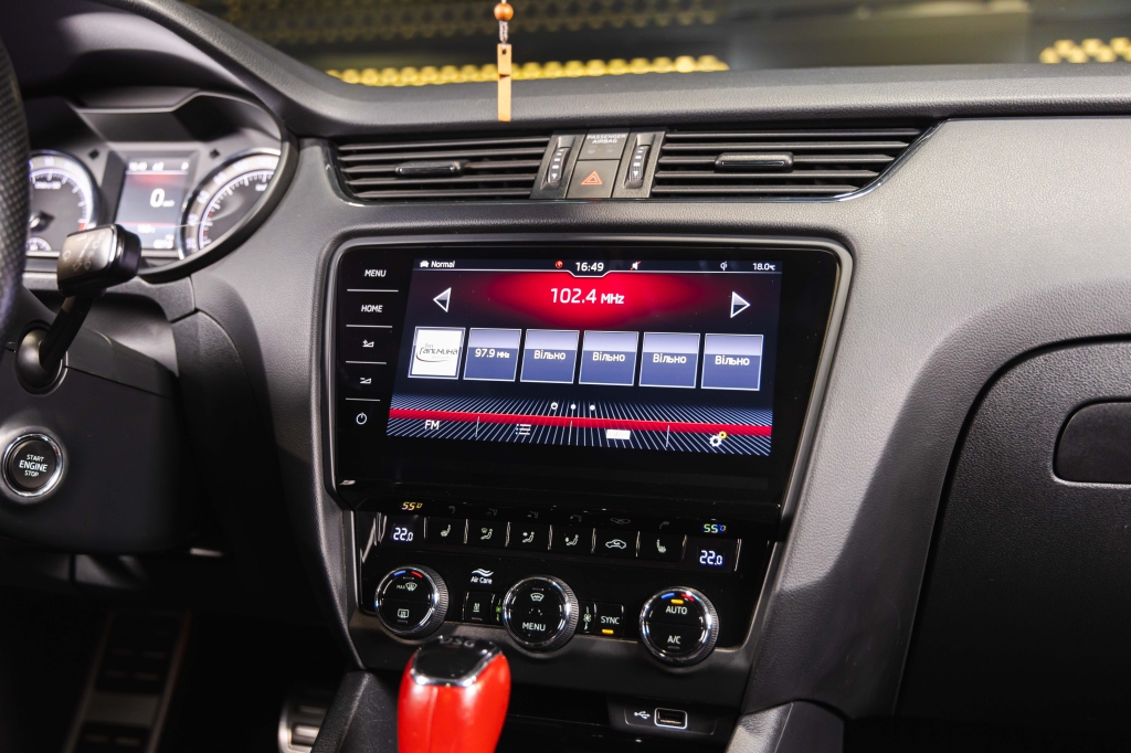 Skoda Octavia 2018 photo 29