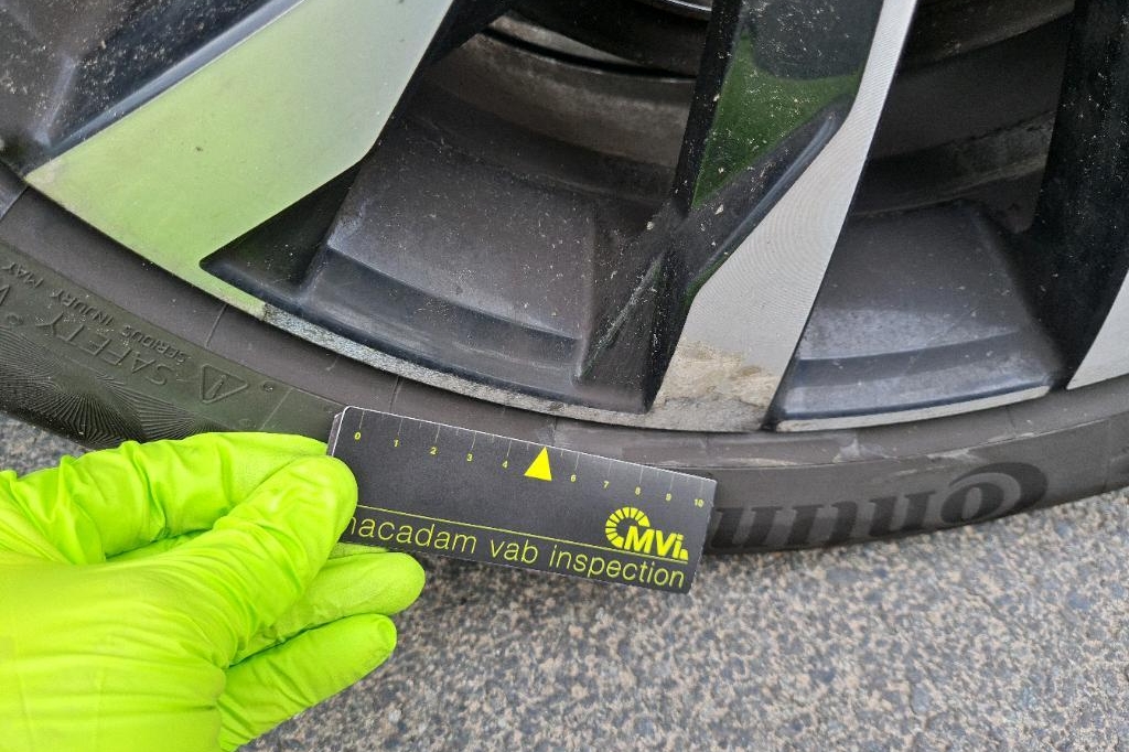 Volvo V60 2017 фото 39