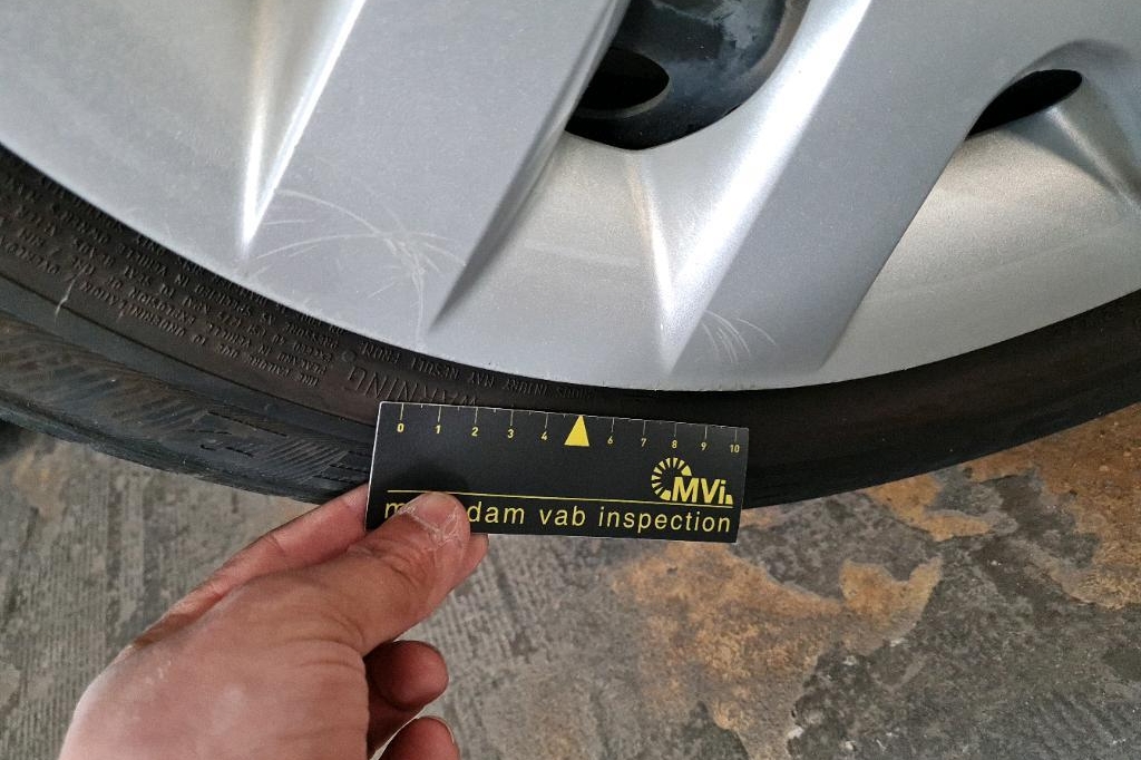 Nissan Leaf 2016 фото 11