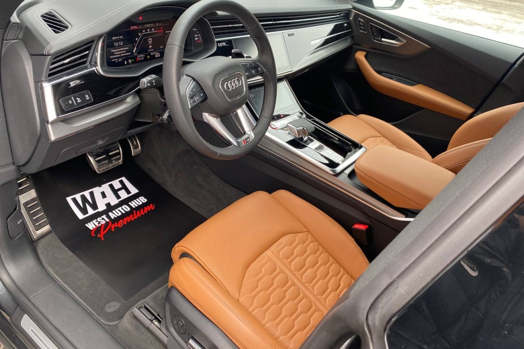 Audi RS Q8 2022 фото 7