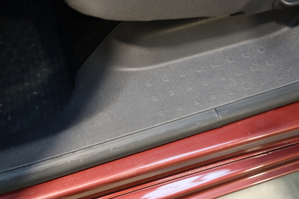 Volkswagen Caddy 2014 photo 11