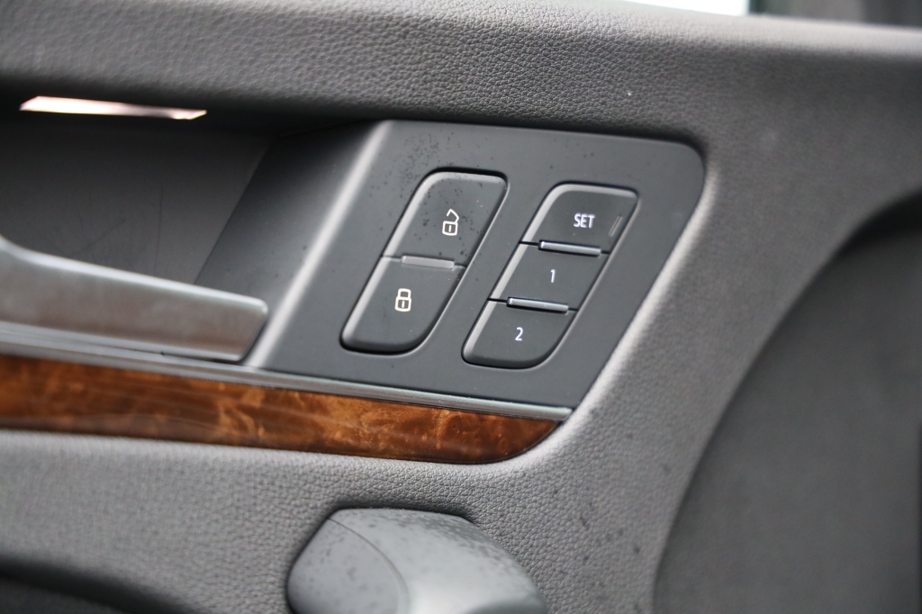 Audi Q5 2017 фото 14