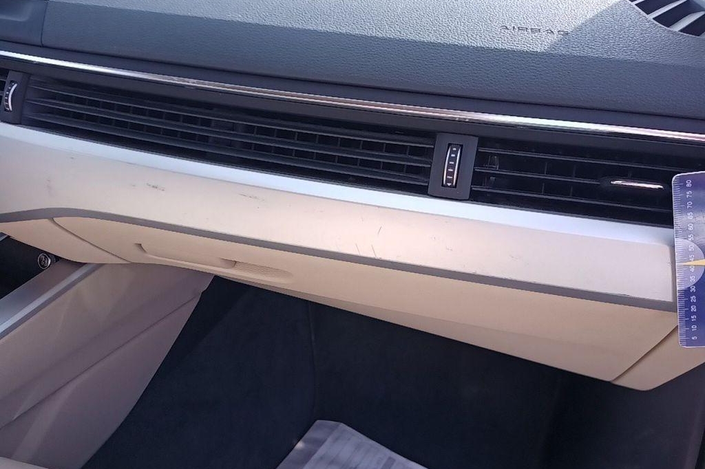 Audi A4 Avant 2016 фото 32