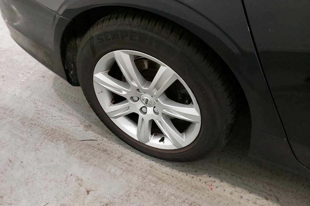 Volvo V90 2017 photo 24