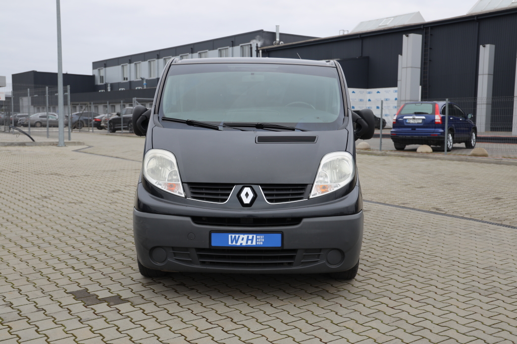 Renault Trafic 2009 photo 1