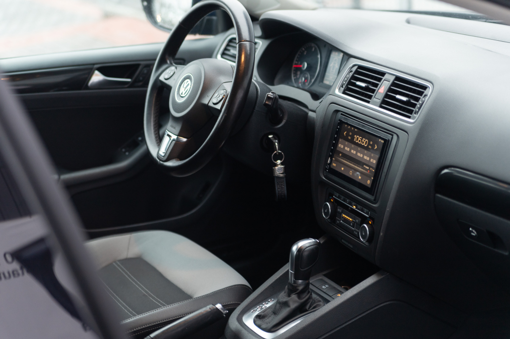 Volkswagen Jetta фото 14