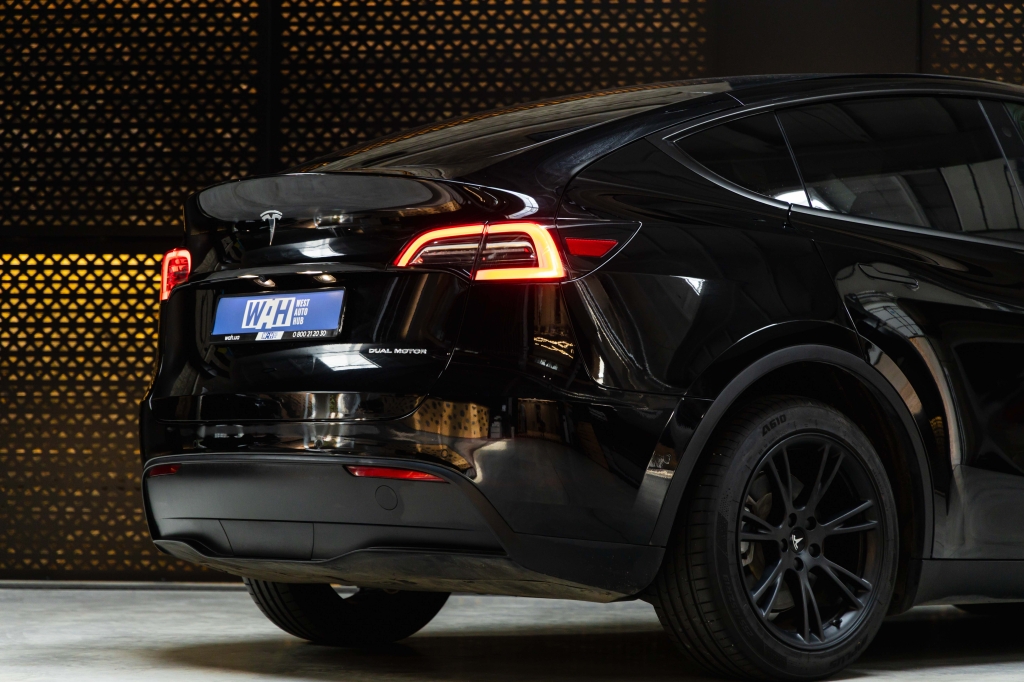 Tesla Model Y Long Range Dual Motor 2022 фото 8