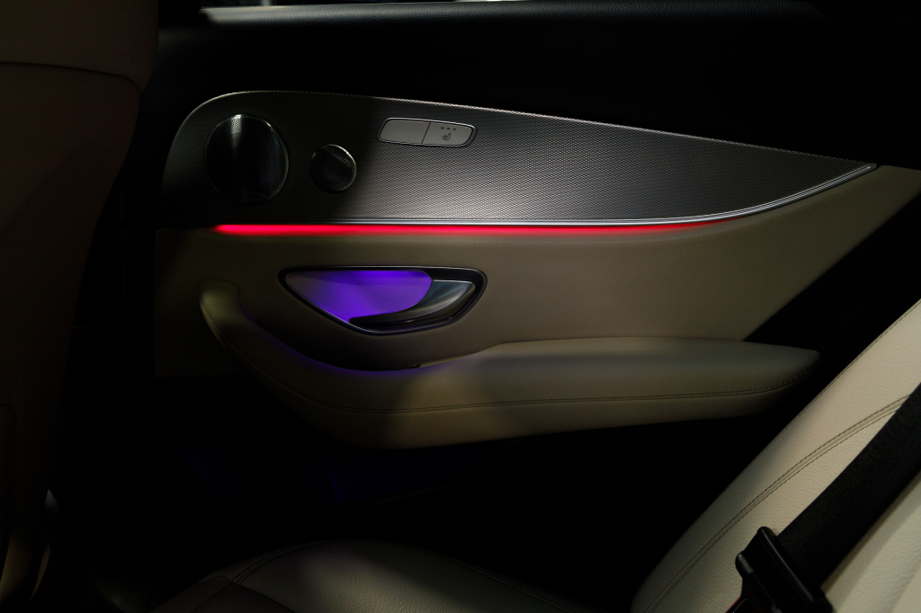 Mercedes-Benz E 200 4Matic AMG Line фото 23