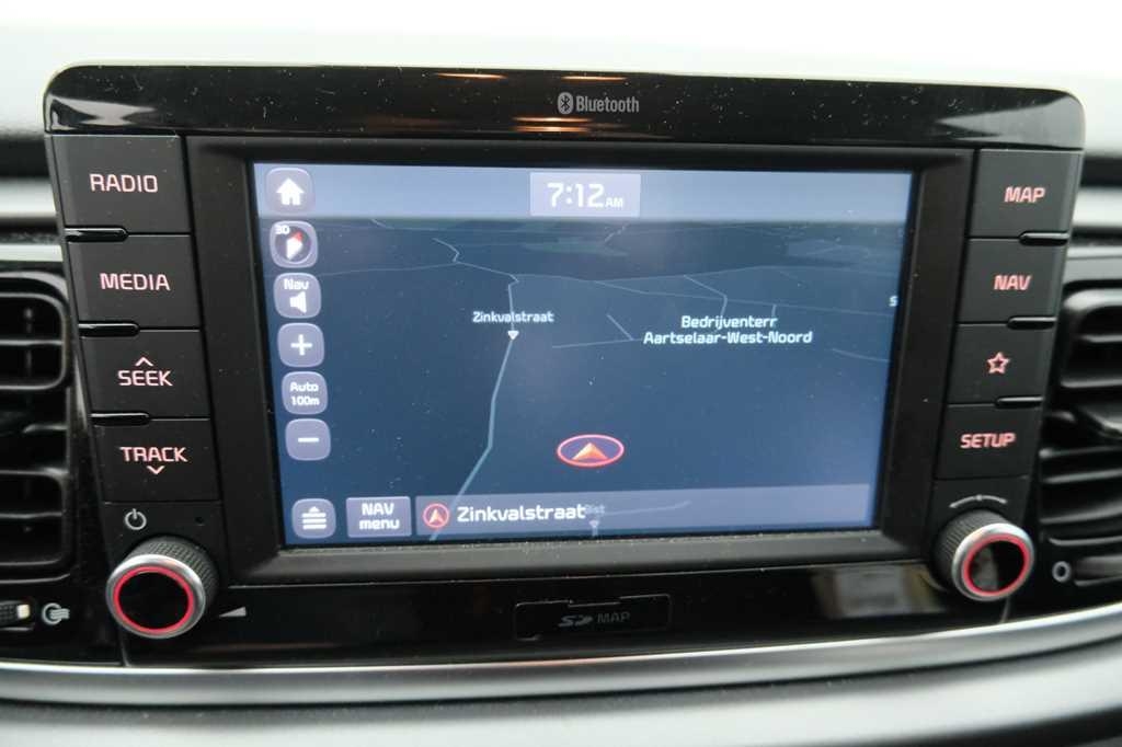 Kia Rio 2018 фото 2