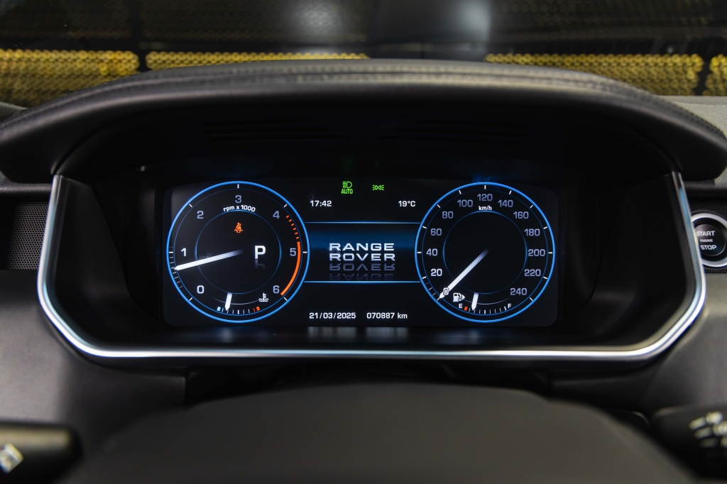 Land Rover Range Rover Vogue 2013 фото 21