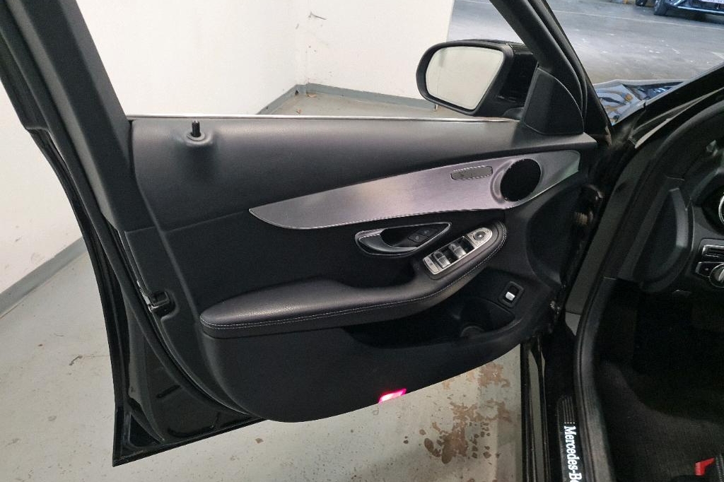 Mercedes-Benz C-Klasse 2017 photo 12