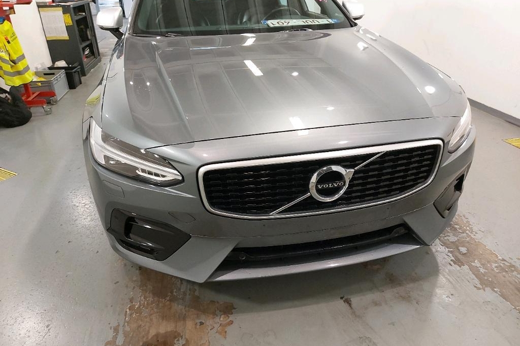 Volvo V90 2018 photo 21