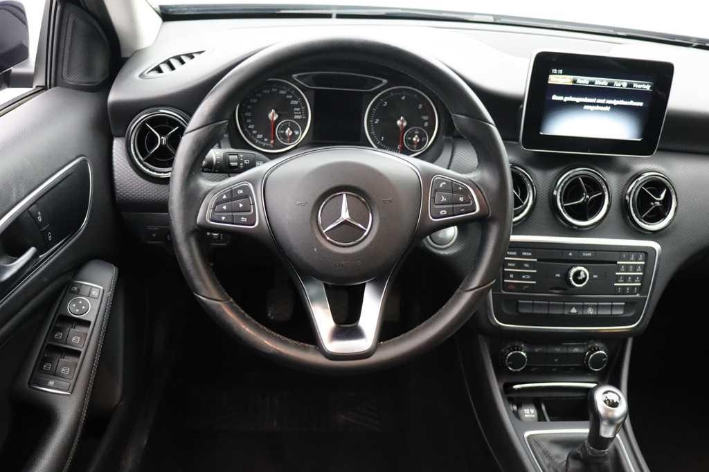 Mercedes-Benz A-Klasse 2017 photo 4