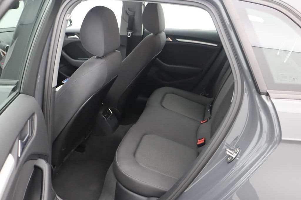 Audi A3 Sportback 2017 фото 5