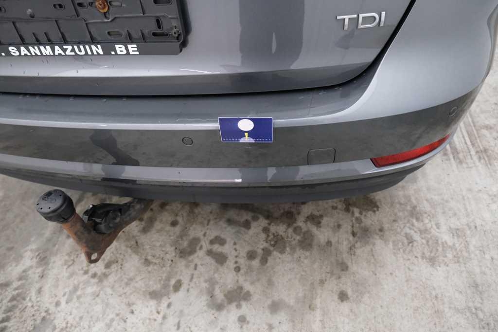 Audi A4 Avant 2016 фото 16