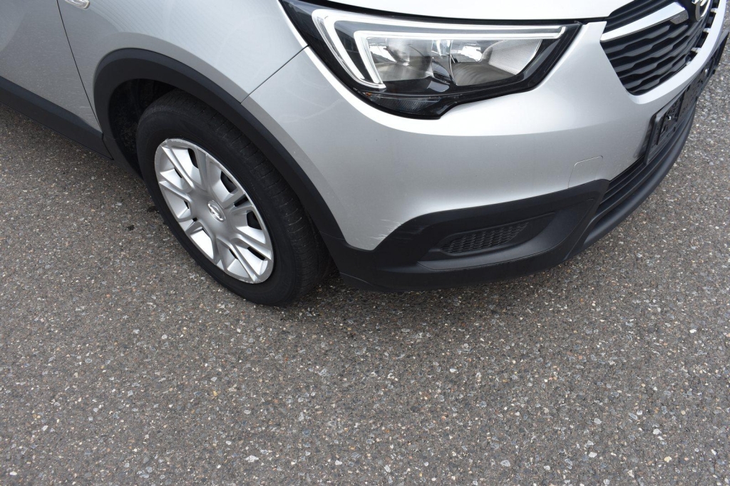 Opel Crossland X 2019 фото 17