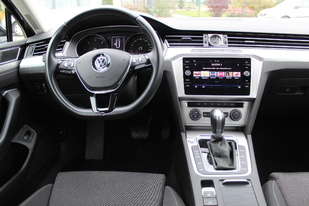 Volkswagen Passat Variant 2019 фото 10
