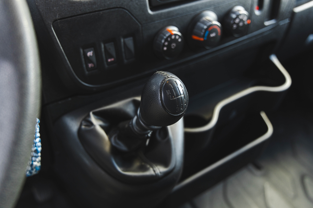 Nissan NV400 2017 photo 20