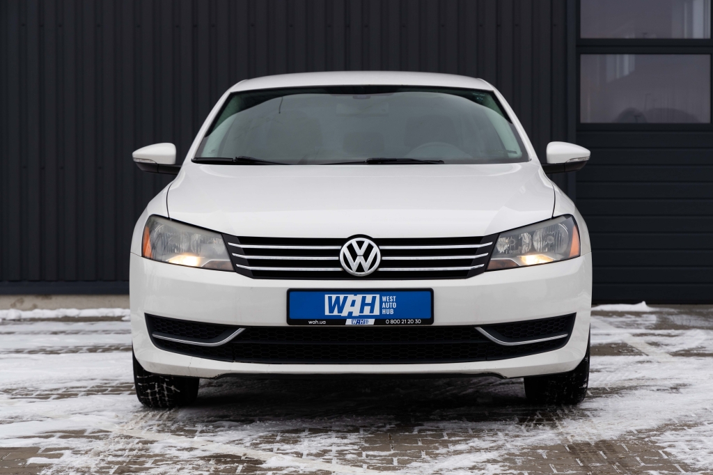 Volkswagen Passat 2012 photo 3