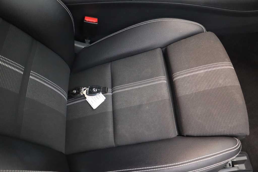 Mercedes-Benz CLA 2018 фото 24