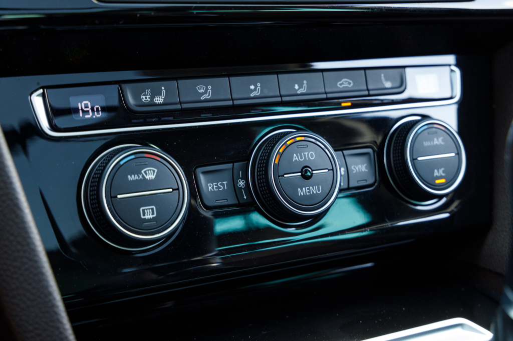 Volkswagen Passat B8 Highline 2015 фото 19