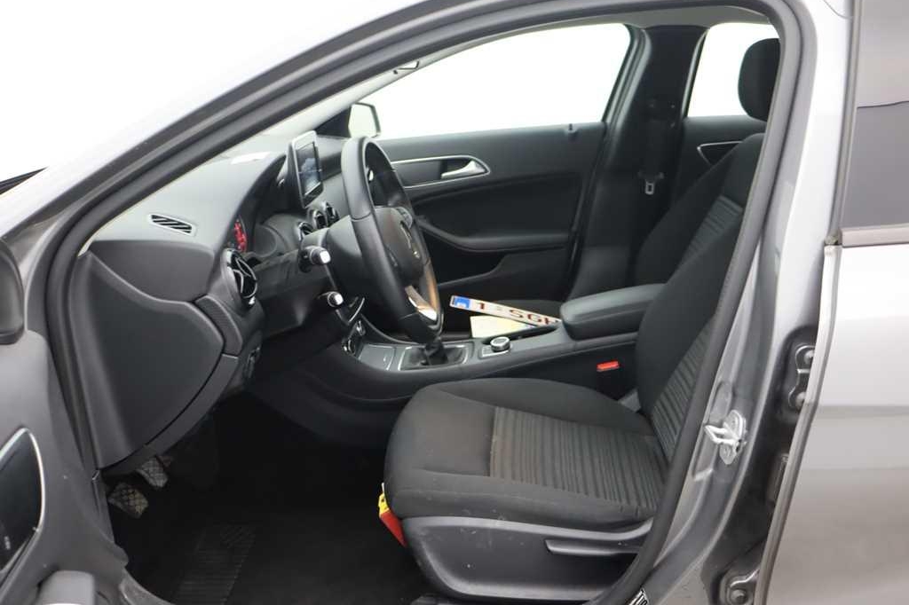 Mercedes-Benz A-Klasse 2017 фото 4