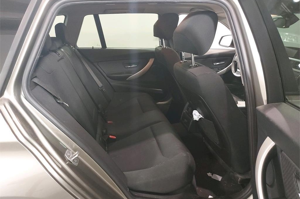 BMW 3er Touring 2016 фото 2