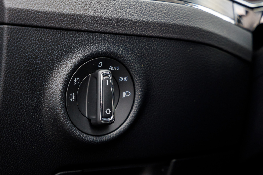 Skoda Superb 2019 photo 12