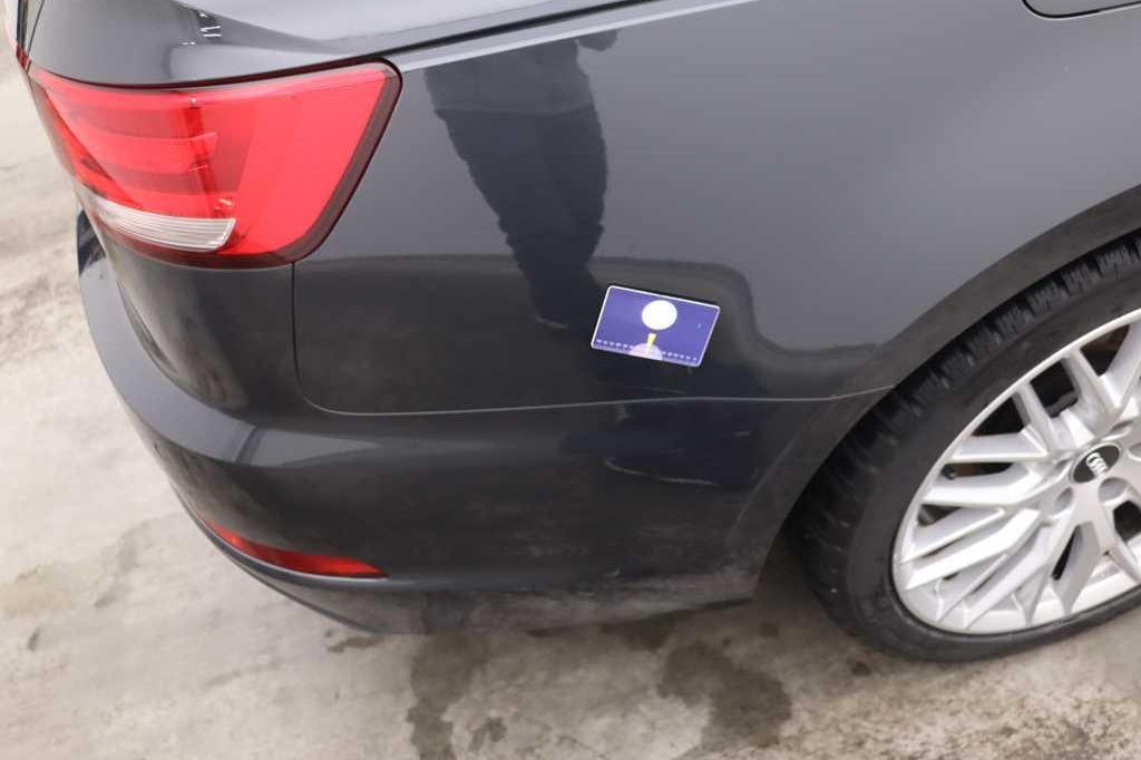 Audi A4 2016 фото 38