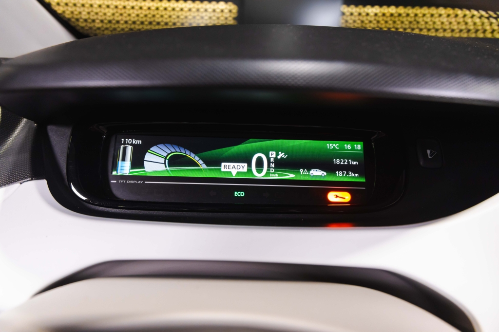 Renault Zoe 2018 фото 13