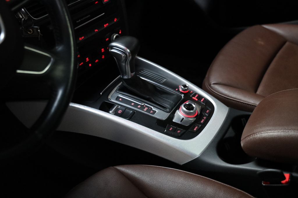 Audi Q5 2016 фото 38