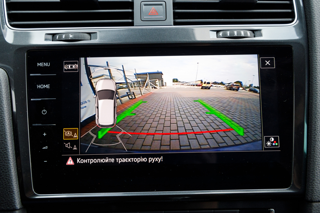 Volkswagen e-Golf 2018 фото 10