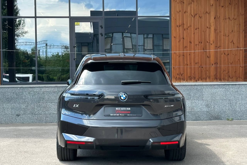 BMW iX xDrive40 2022 фото 5