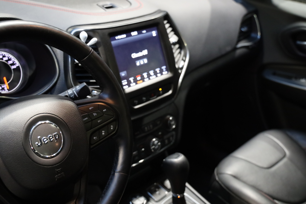 Jeep Cherokee 2019 фото 58