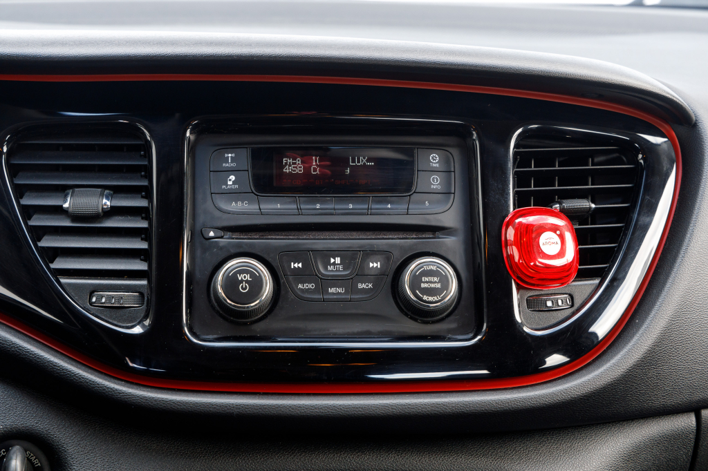 Dodge Dart SXT 2015 photo 8