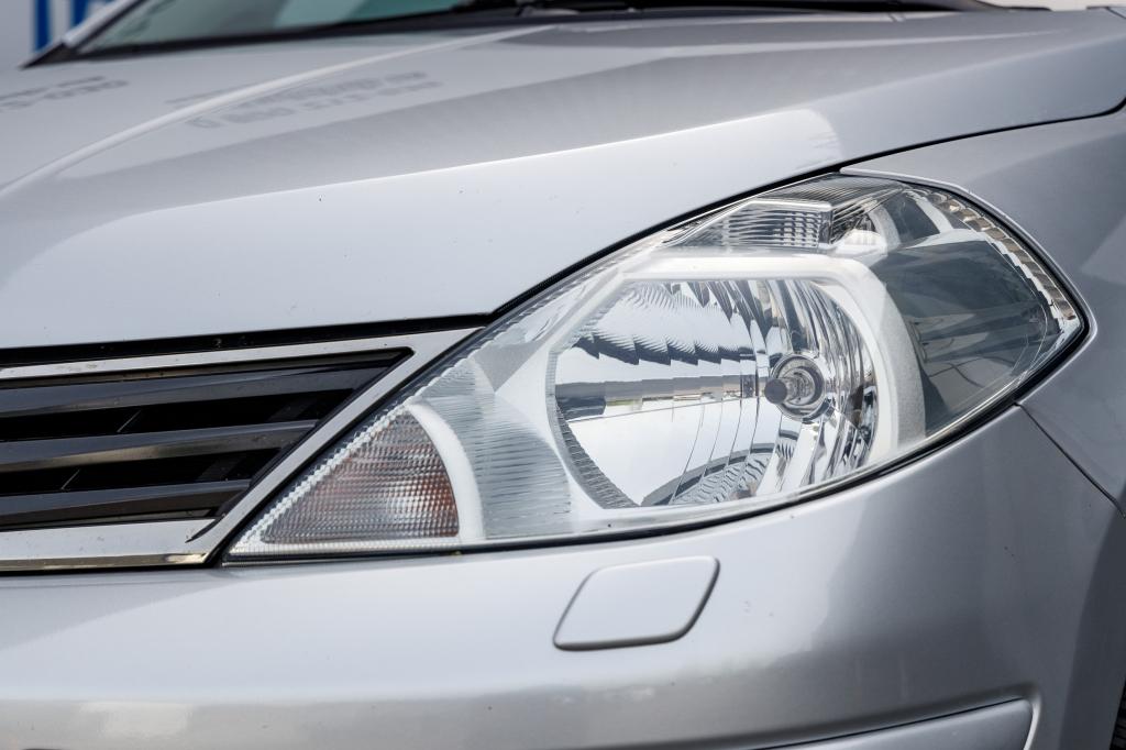 Nissan TIIDA 2010 фото 6