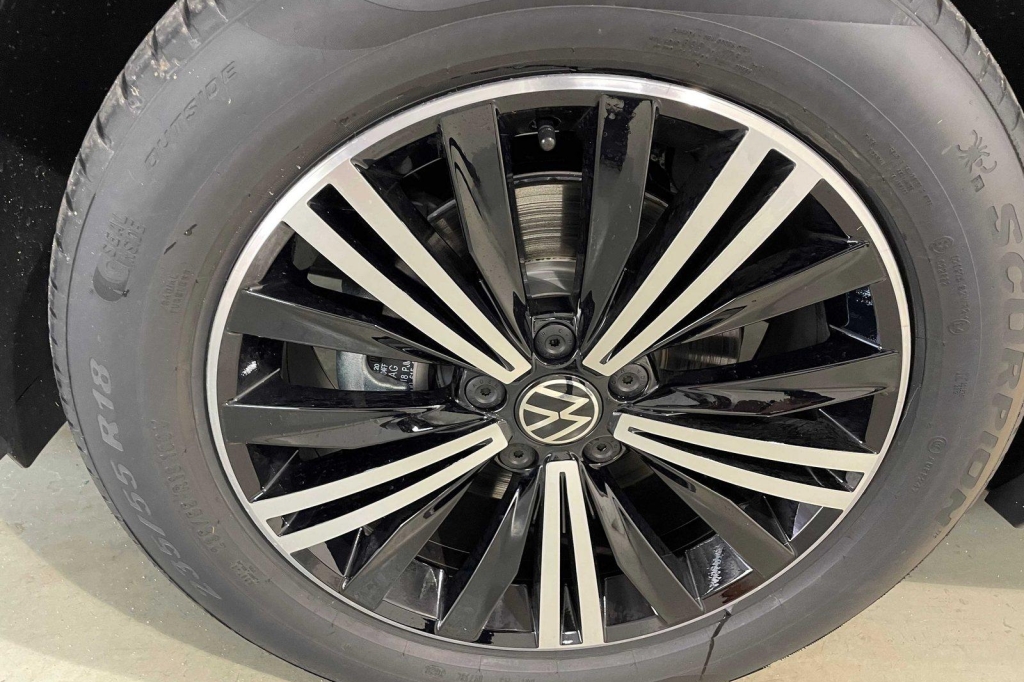 Volkswagen New Tiguan 2021 фото 7