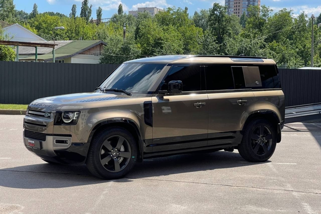 Land Rover Defender P300 XDynamic 2021 фото 5