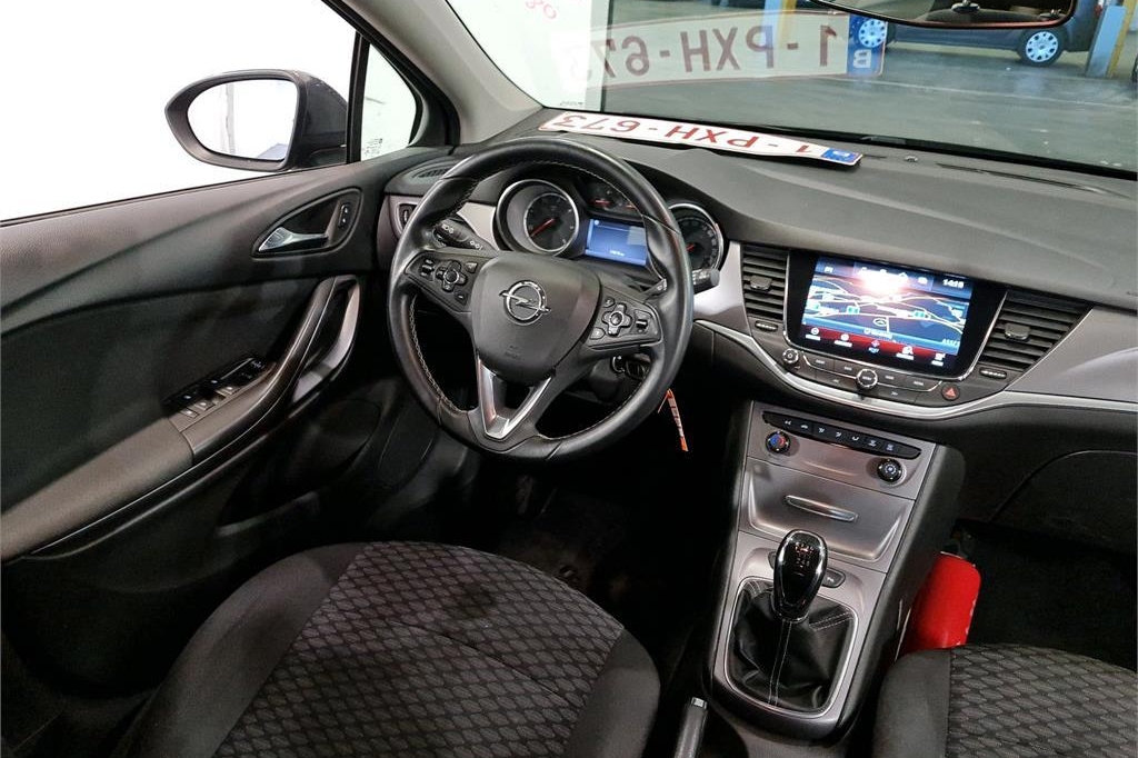 Opel Astra Sports Tourer 2016 фото 1