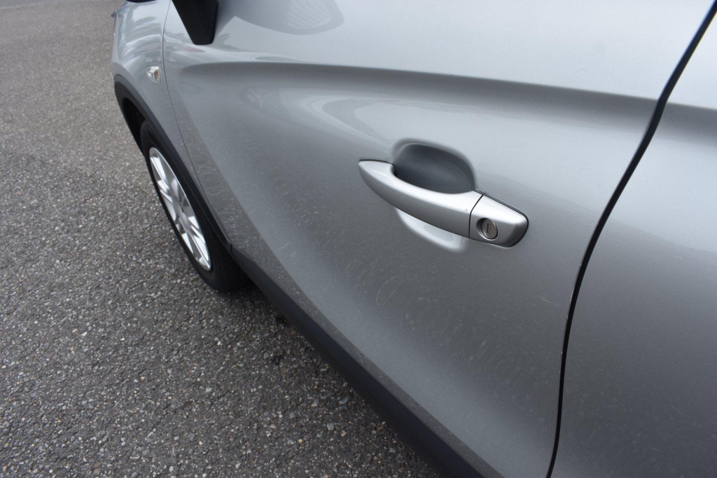 Opel Crossland X 2019 фото 18