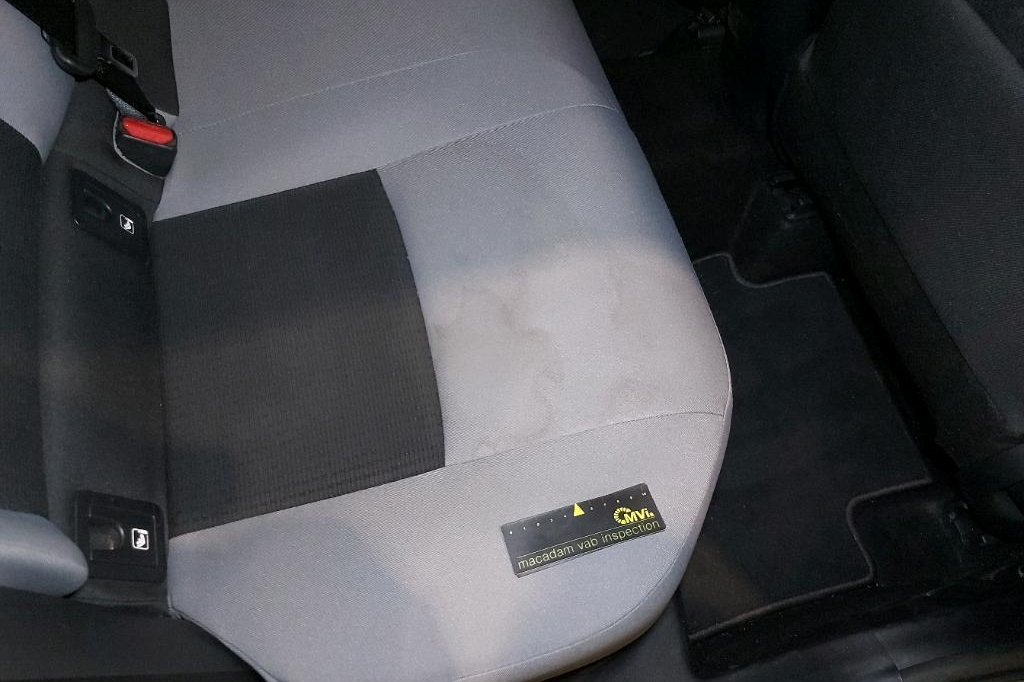 Toyota C-HR 2018 photo 44