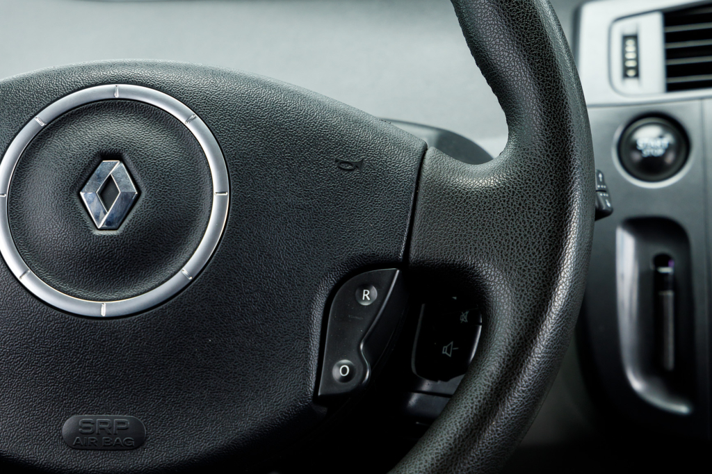 Renault Megane Scenic 2007 фото 16