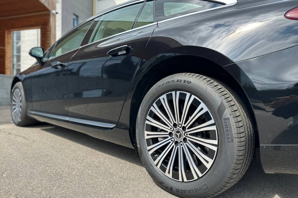 Mercedes-Benz EQS 500 2021 фото 6