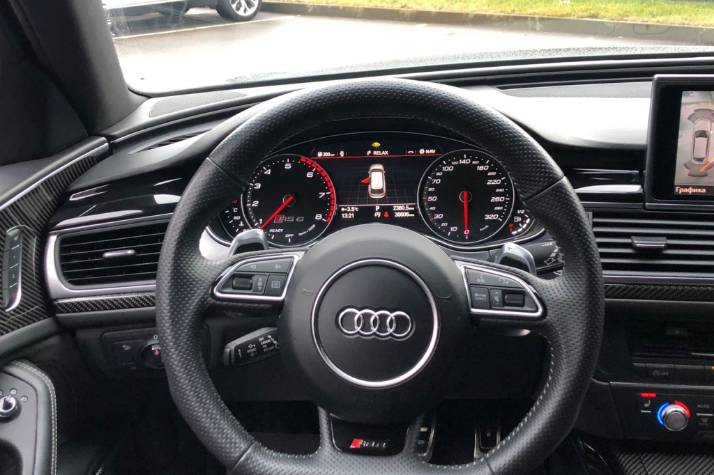 Audi RS6 2017 photo 12